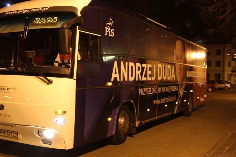 Zdjęcie 2: Andrzeja Dudę witali chlebem