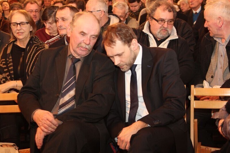 Zdjęcie 5: Andrzeja Dudę witali chlebem