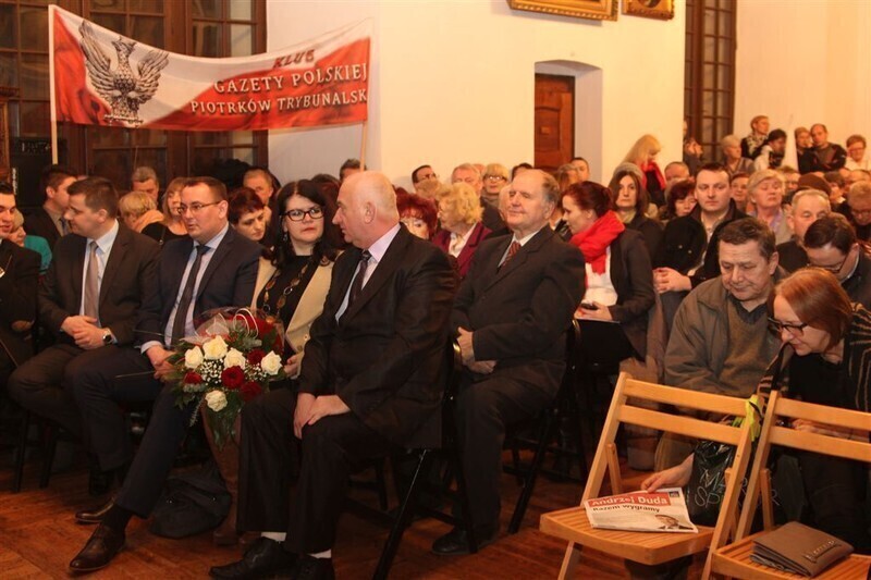 Zdjęcie 9: Andrzeja Dudę witali chlebem