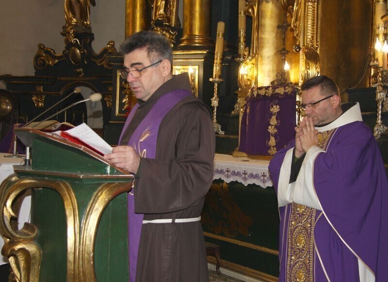 Zdjęcie 2: Dziś Środa Popielcowa. Rozpoczął się Wielki Post