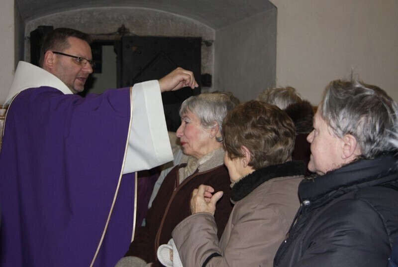 Zdjęcie 4: Dziś Środa Popielcowa. Rozpoczął się Wielki Post