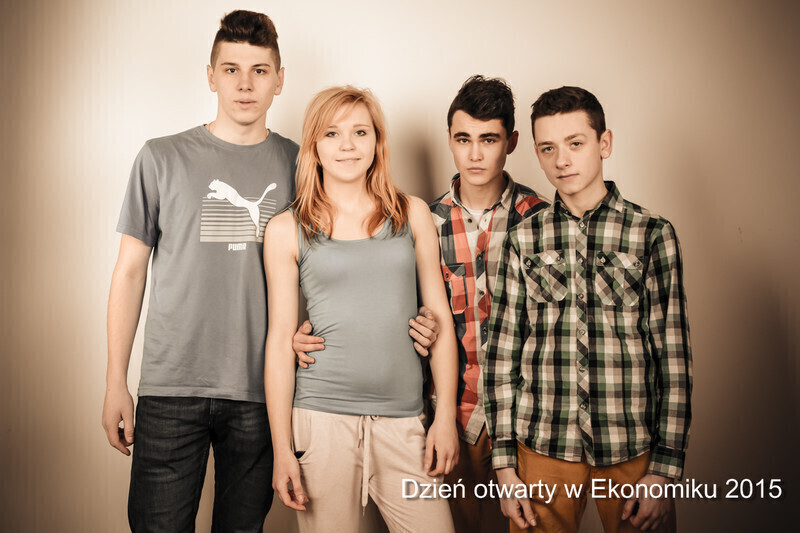 Zdjęcie 8: Dzień Otwarty w piotrkowskim Ekonomiku