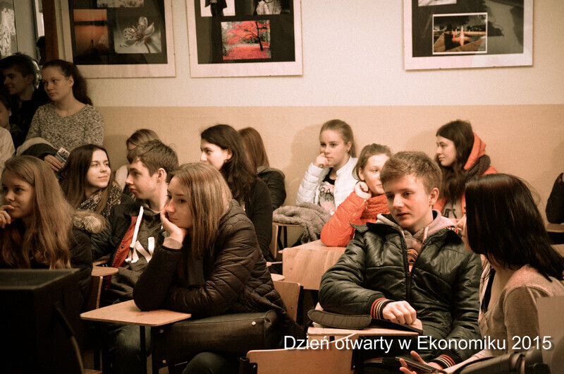 Zdjęcie 11: Dzień Otwarty w piotrkowskim Ekonomiku