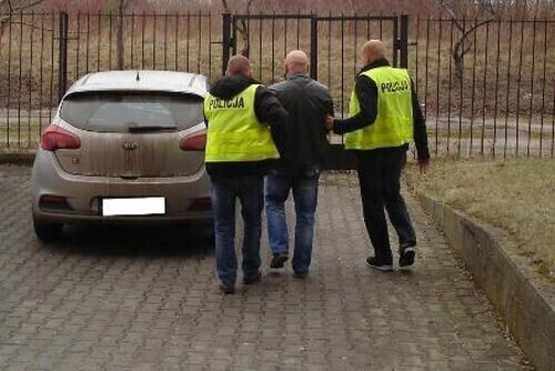 Zdjęcie 3: Nakłaniali kobiety do prostytucji. 9 osób zatrzymanych 