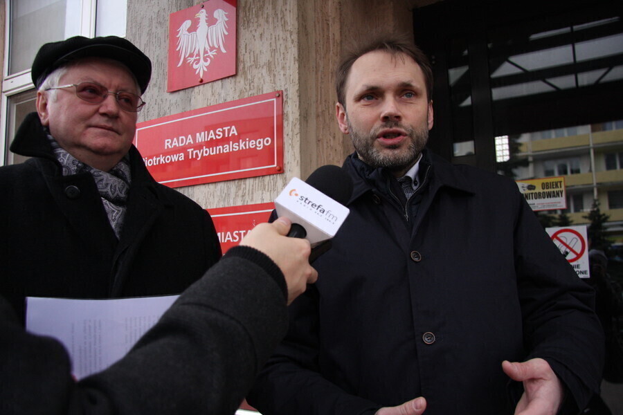 Zdjęcie 1: Władze Piotrkowa zapomniały o śmieciowych zmianach? Radni opozycji wnioskują o kontrolę RIO