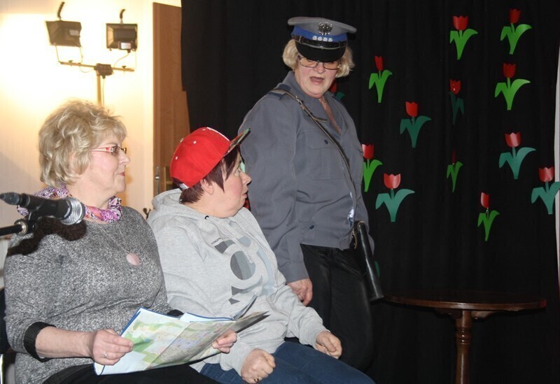 Zdjęcie 8: Dzień Kobiet w Ośrodku Edukacji Artystycznej