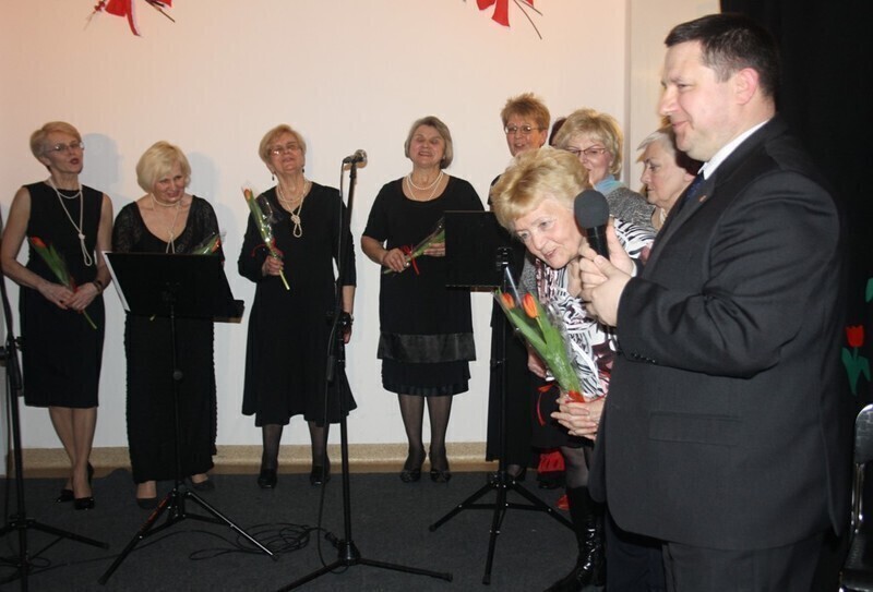 Zdjęcie 19: Dzień Kobiet w Ośrodku Edukacji Artystycznej