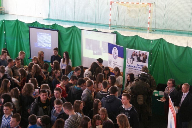 Zdjęcie 6: XIII Targi Edukacyjne w Gimnazjum w Wolborzu 