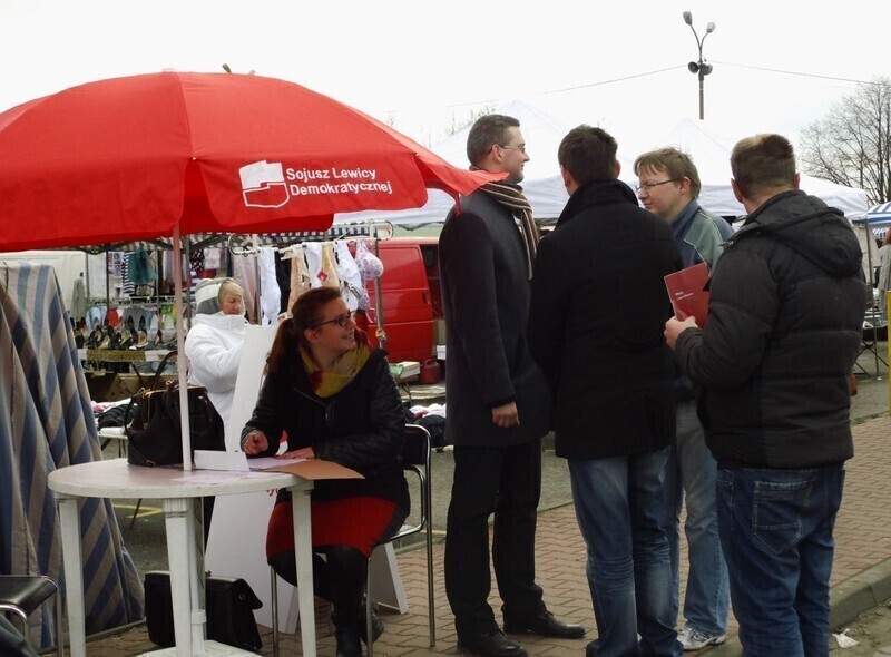 Zdjęcie 7: Piotrkowski SLD uaktywnił się na targowisku