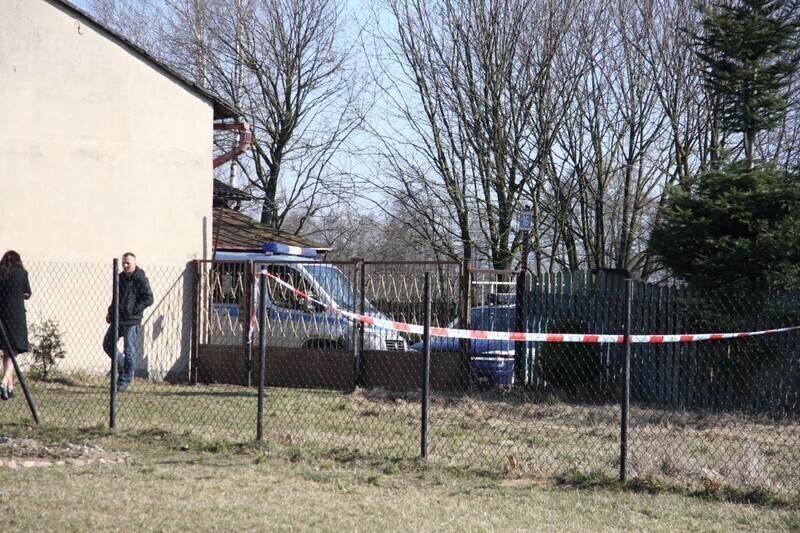 Zdjęcie 2: Zwłoki wykopane na posesji w gminie Grabica 