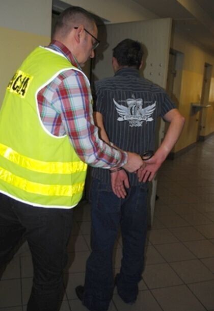 Zdjęcie 5: Pożar przy ul. Partyzantów. 37-latek usłyszał zarzuty 