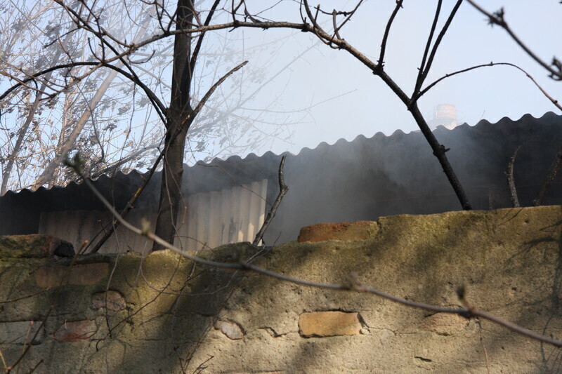 Zdjęcie 4: Przy Mireckiego zapaliły się śmieci