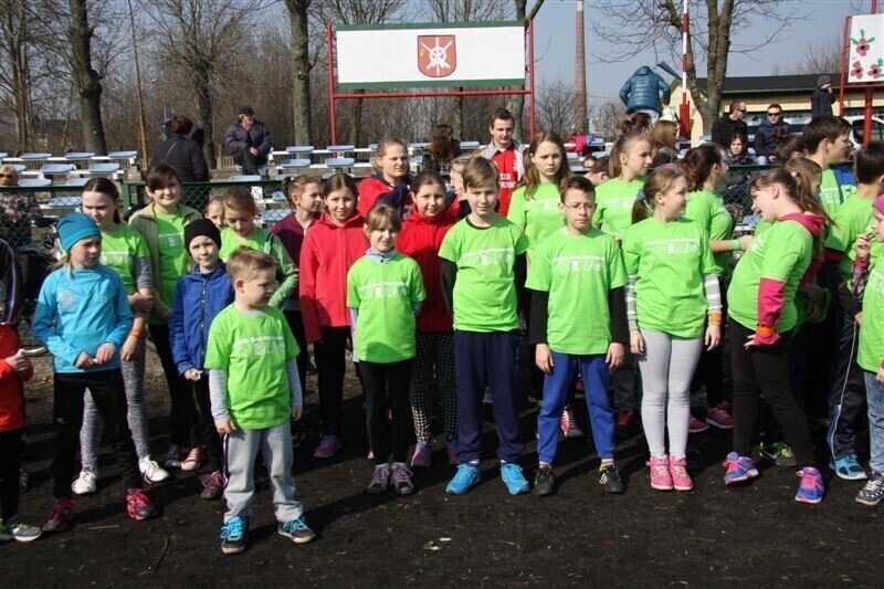 Zdjęcie 2: Święto biegania w Moszczenicy (Zdjęcia)