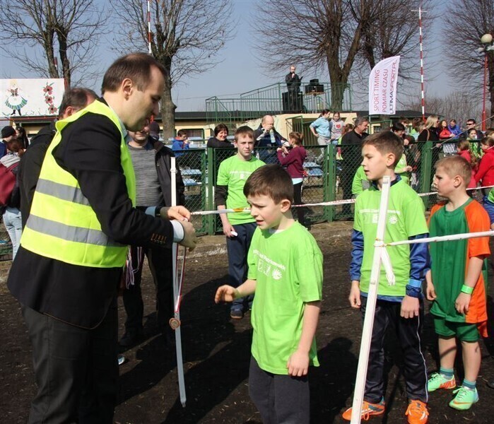 Zdjęcie 11: Święto biegania w Moszczenicy (Zdjęcia)