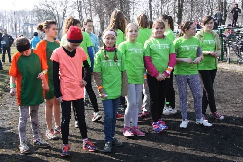 Zdjęcie 13: Święto biegania w Moszczenicy (Zdjęcia)