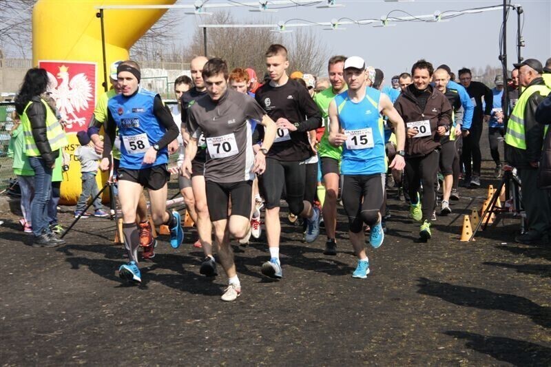 Zdjęcie 33: Święto biegania w Moszczenicy (Zdjęcia)