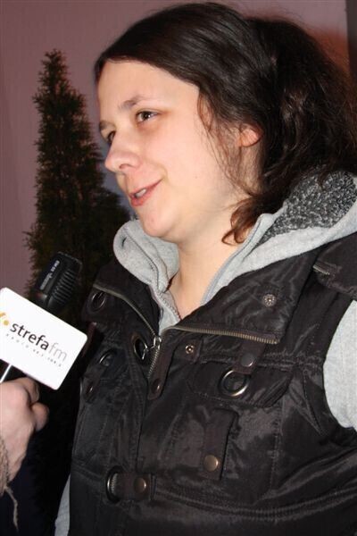 Zdjęcie 24: Milcząco bronili pubu