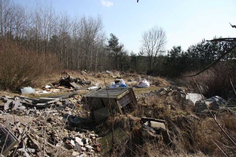 Zdjęcie 3: Mieszkańcy nie chcą śmieci, chcą parku 