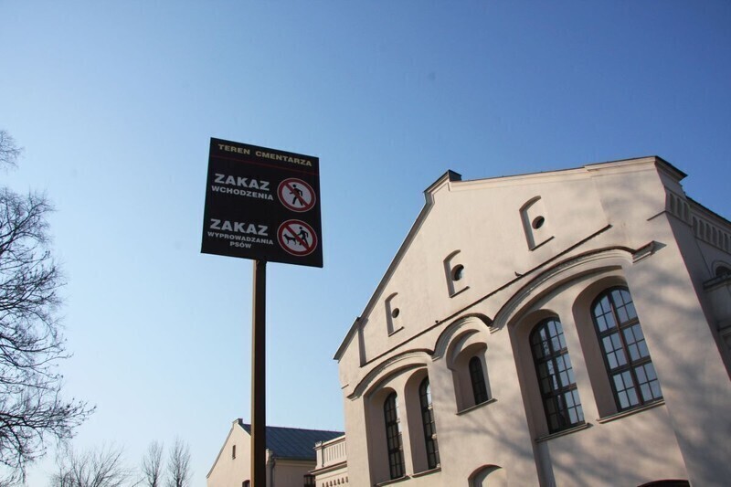 Zdjęcie 3: Piotrkowianie, szanujcie żydowski cmentarz!