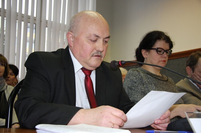 Zdjęcie 2: Nie chcą tabletów, chcą transmisji obrad na żywo 