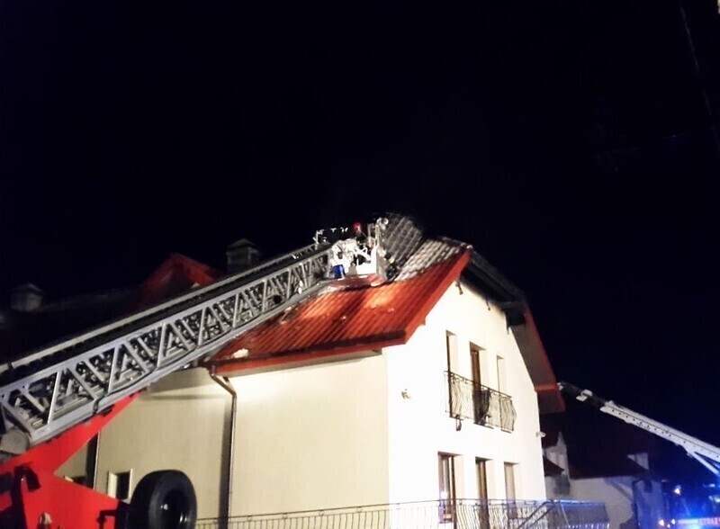 Zdjęcie 9: Pożar w Zielonym Gościńcu we Włodzimierzowie [ZDJĘCIA]