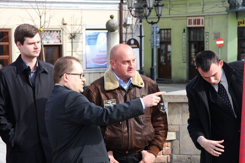 Zdjęcie 8: Marian Kowalski w Piotrkowie: Po pierwsze zlikwidować ZUS!