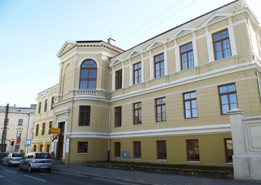 Zdjęcie 1: Szkoła przy ul. Stronczyńskiego najładniej odnowionym budynkiem 