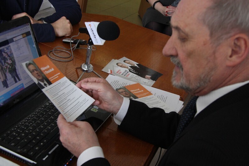 Zdjęcie 3: Macierewicz opowiadał o... Komorowskim