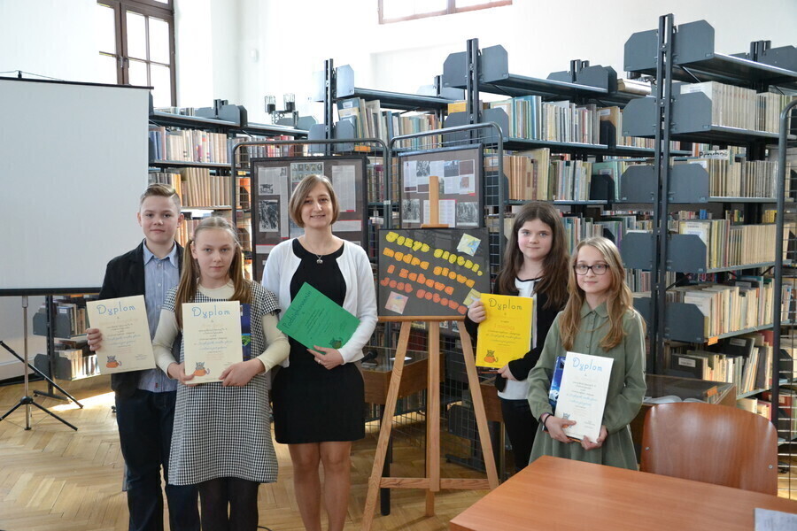 Język giętki mądra głowa i zabawa jest gotowa