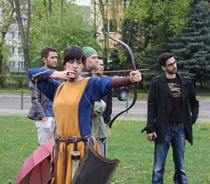 Zdjęcie 6: Festyn historyczny na boisku UJK 