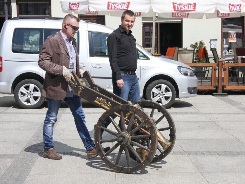 Zdjęcie 5: Przyjdź na Rynek! Narysują Twoją karykaturę 