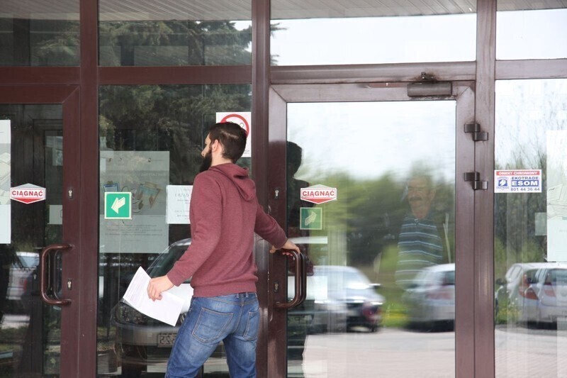 Zdjęcie 4: PalPITacja przed Urzędem Skarbowym w Piotrkowie 