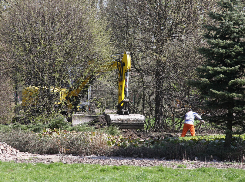 W parku miejskim nie będzie toalety ale będzie mostek zakochanych