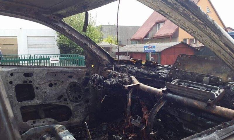 Zdjęcie 5: Błyskawiczna akcja gaszenia focusa 