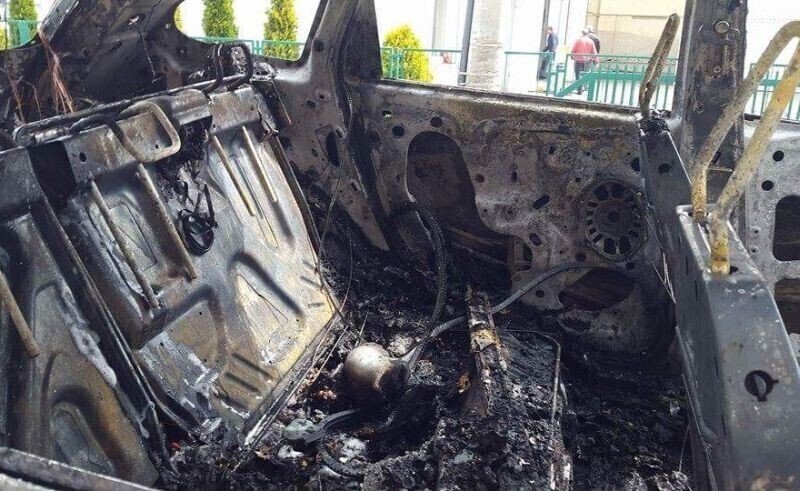 Zdjęcie 6: Błyskawiczna akcja gaszenia focusa 