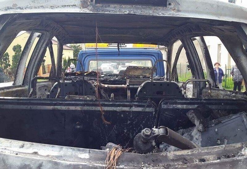 Zdjęcie 7: Błyskawiczna akcja gaszenia focusa 