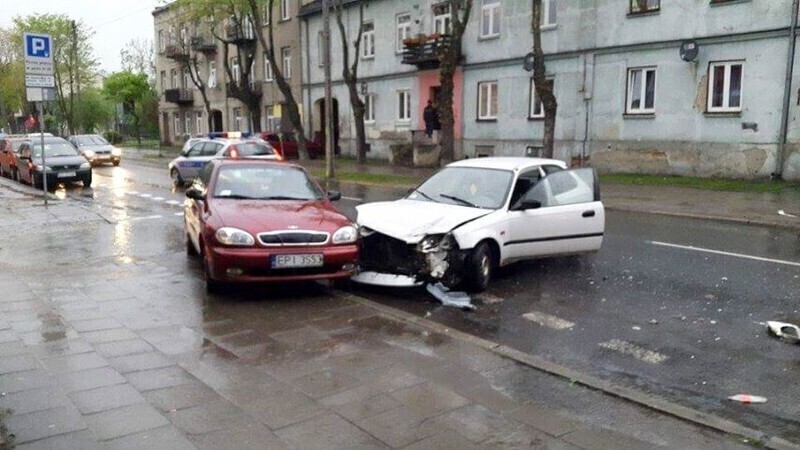Zdjęcie 3: Kolizja w centrum Piotrkowa