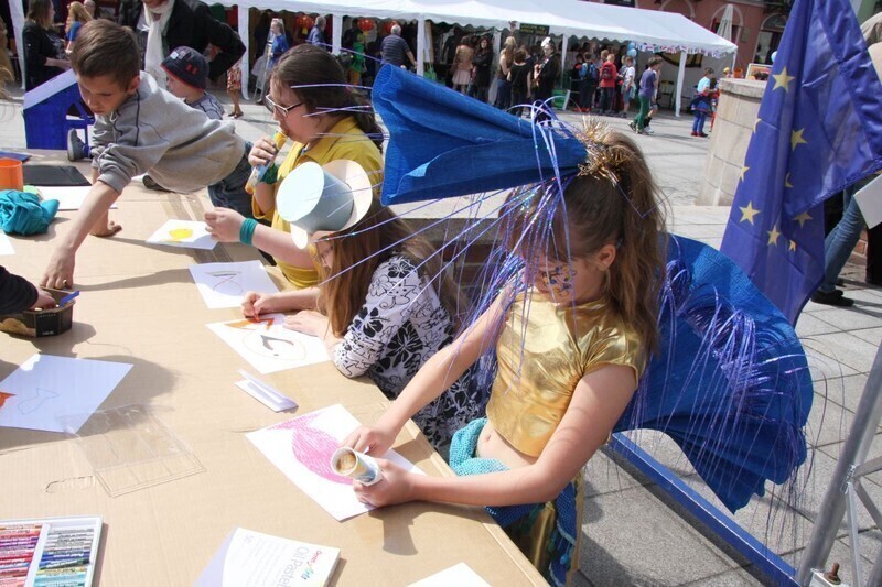 Zdjęcie 2: Dni Europy w Rynku Trybunalskim