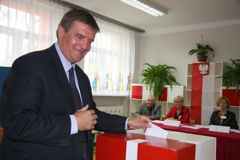 Zdjęcie 8: Wiceprezydent Piotrkowa już głosował, a Ty?