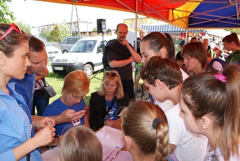 Zdjęcie 6: Wolbórz: Pobiegło ponad 200 osób