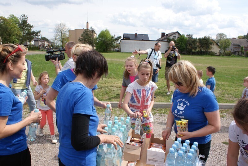 Zdjęcie 13: Wolbórz: Pobiegło ponad 200 osób