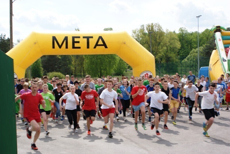 Zdjęcie 23: Wolbórz: Pobiegło ponad 200 osób