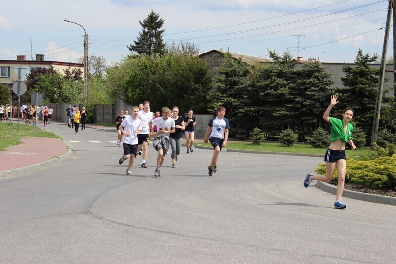 Zdjęcie 25: Wolbórz: Pobiegło ponad 200 osób