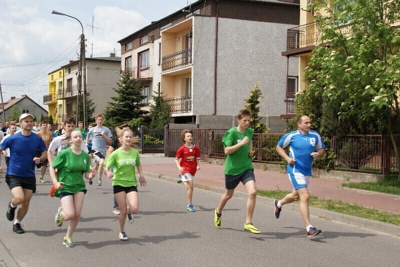 Zdjęcie 26: Wolbórz: Pobiegło ponad 200 osób