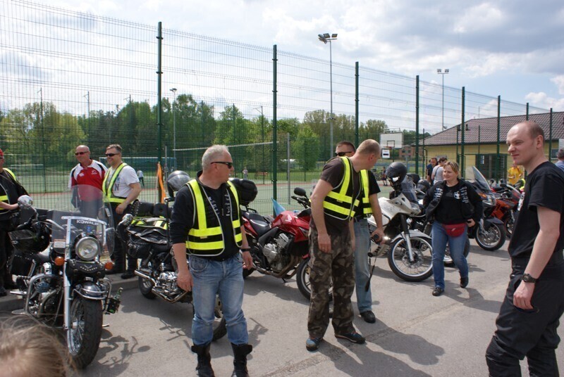 Zdjęcie 30: Wolbórz: Pobiegło ponad 200 osób