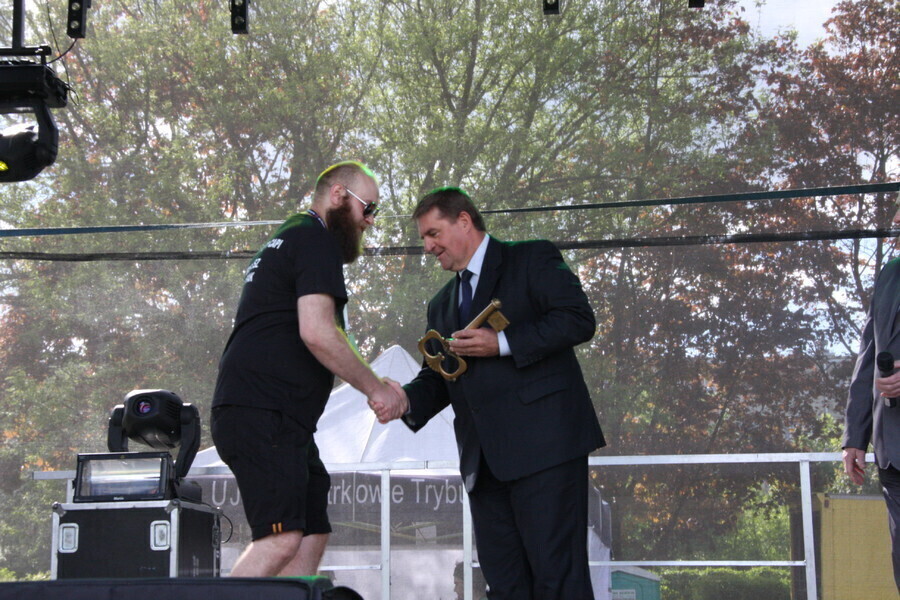 Zdjęcie 1: Studenci dostali klucze do miasta – juwenalia 2015