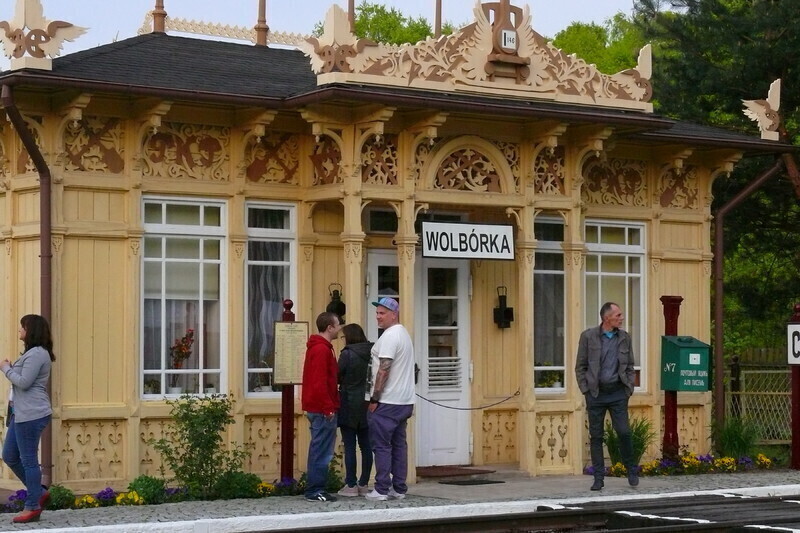 Zdjęcie 5: Noc w Grotach i Skansenie