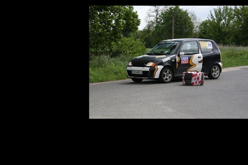 Zdjęcie 39: Kierowcy ścigali się w Mąkolicach i Kamiennej