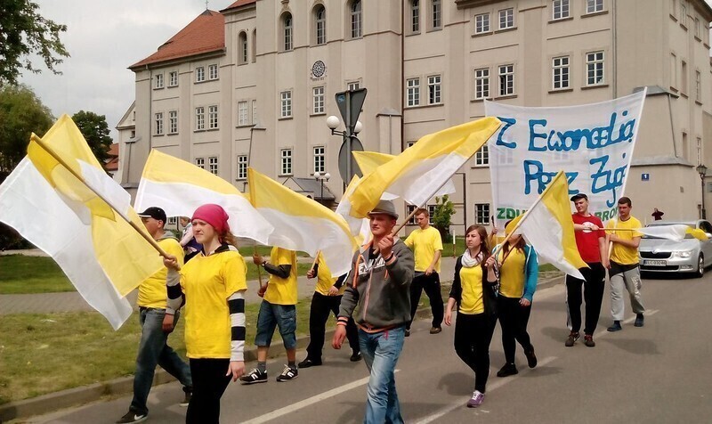 Zdjęcie 17: Pielgrzymka z Łowicza przeszła przez Piotrków