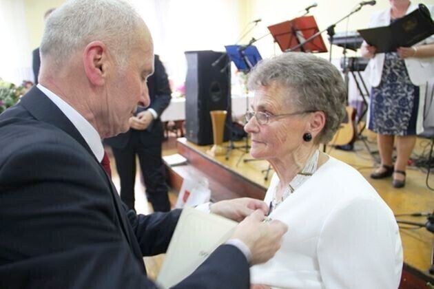 Zdjęcie 9: Srock: Wręczyli ordery matkom wsi 